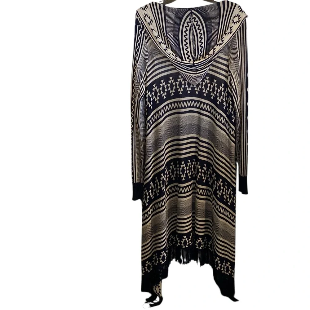 Mia Maddison Boho Fringe stage coach  shawl Navy western Southwest Aztec print